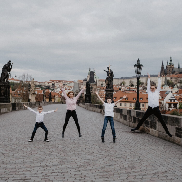 Adela & Family — photo 2